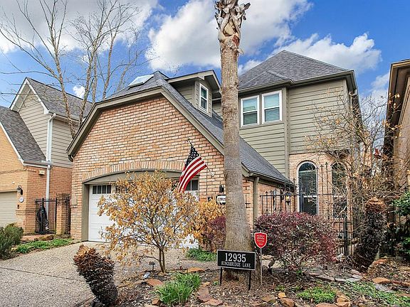 3rd image of 12935 Kingsbridge Ln
