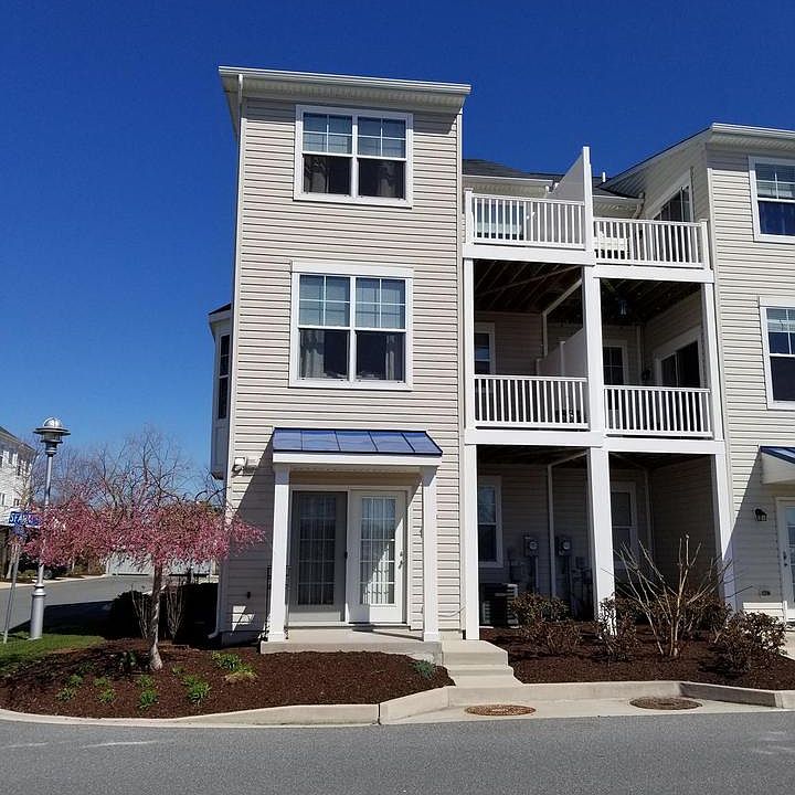 1st image of 401 N Seaway Ct #129