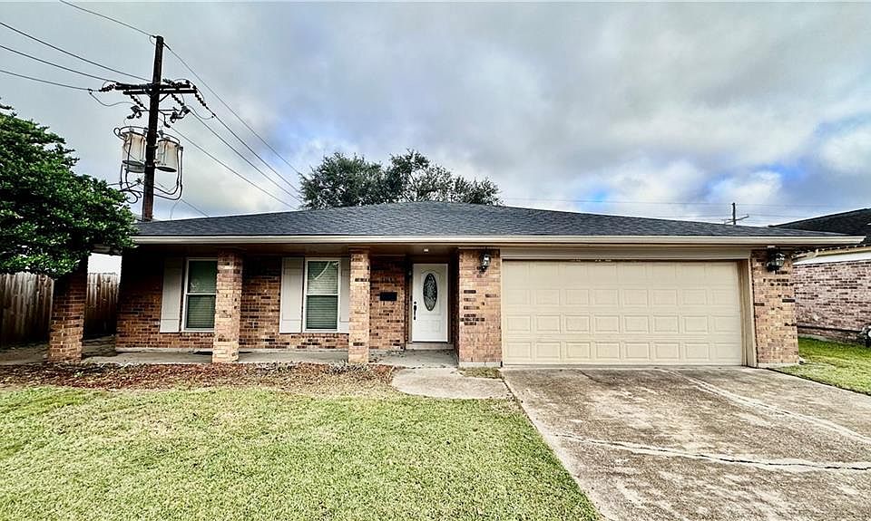 1st image of 1813 Green Oak Dr
