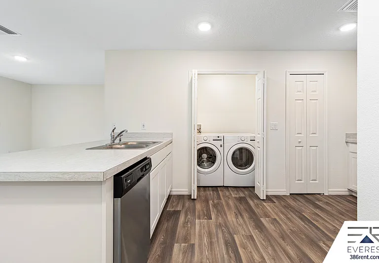 9 Roxland Ln — Photo 11