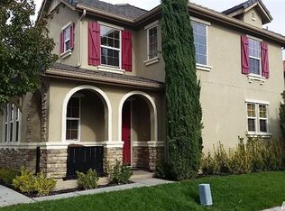 17292 S Dawn Oaks Ln, Lathrop, CA