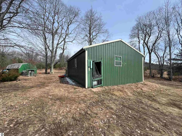 3660 Luce Rd SW, South Boardman, MI 49680