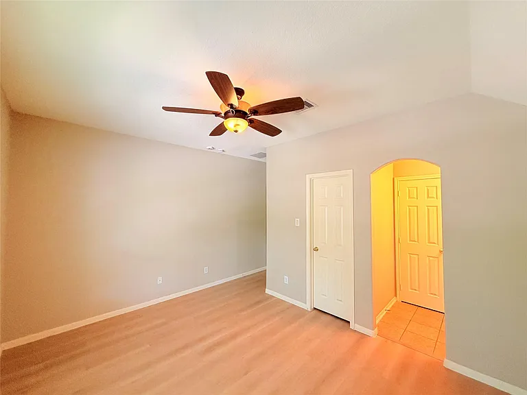 5206 Riverstone Crossing Dr — Photo 14