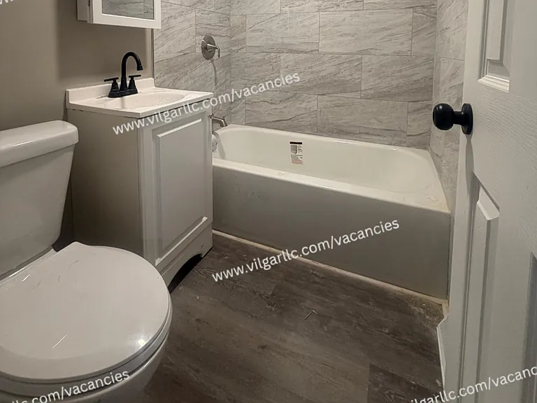 1712 Carolina St — Photo 14
