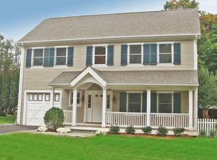 15 Arnold St, Old Greenwich, CT 06870