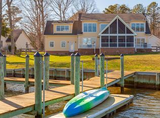 111 Pilot House Ln, Reedville, VA 22539