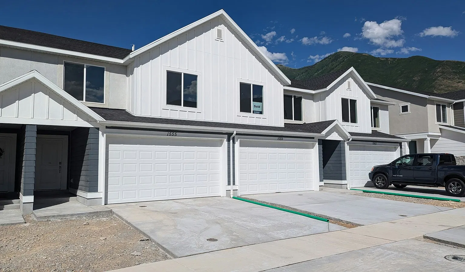 1555 South Windy Ridge Drive — Photo 2