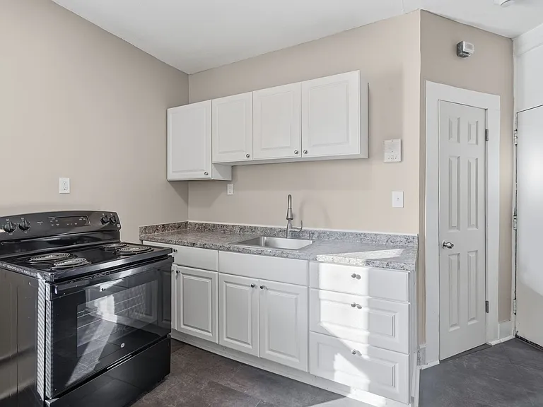 456 Maple St — Photo 10