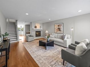 1101 W 47th St APT B, Kansas City, MO 64112