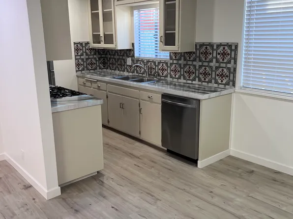 1830 Broadway St #C, Oceanside, CA 92054