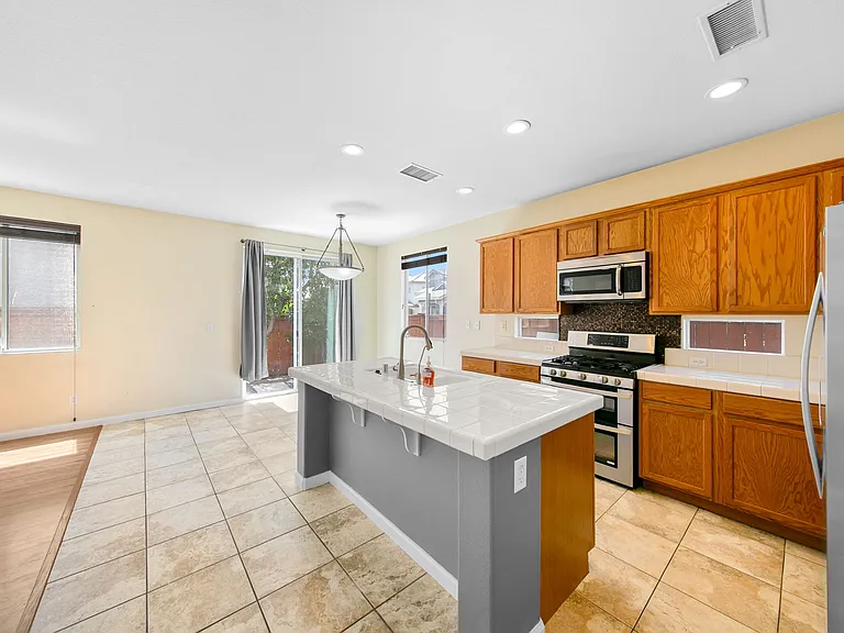 3235 Marrissey Ln — Photo 14