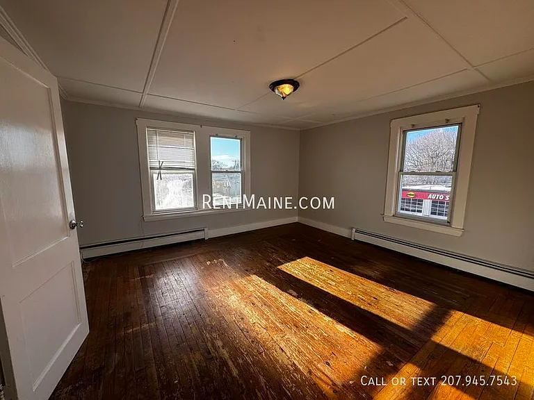 131 College Ave #5 — Photo 5