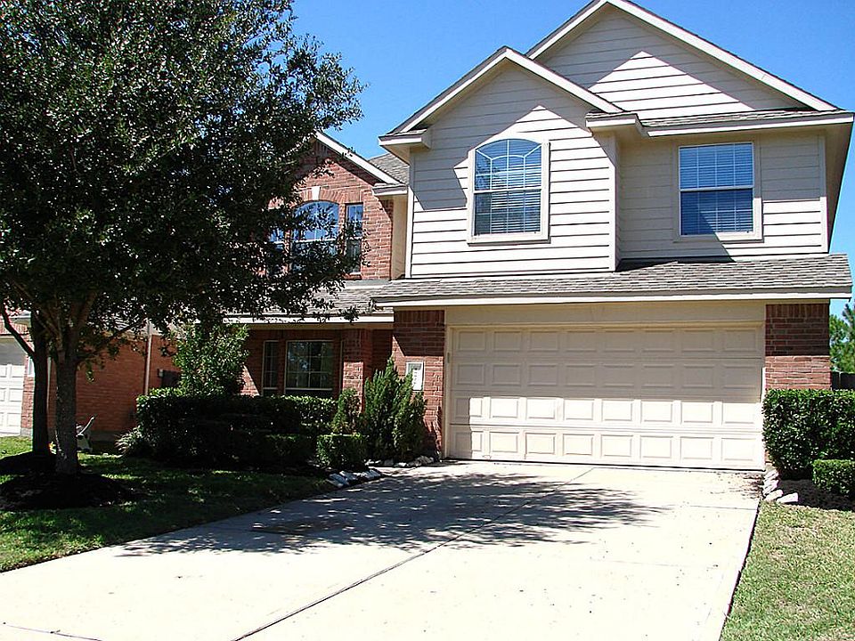 1st image of 26826 Kingston Glen Ln