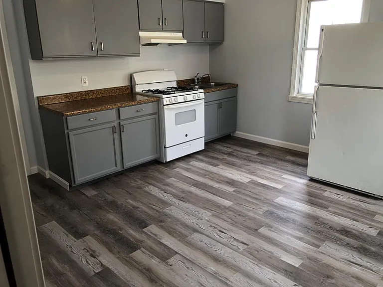 311 Union St #2R — Photo 1