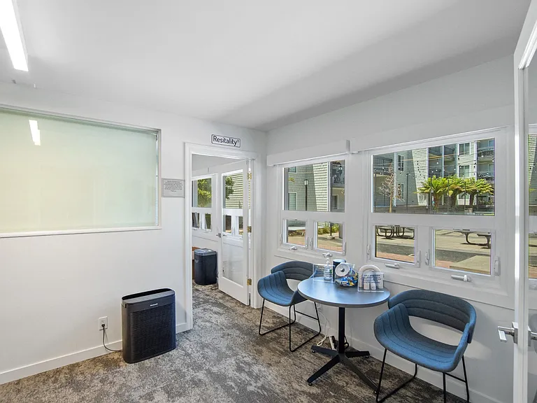 Office Seating at Delphine on Diamond in San Francisco, CA 94131
