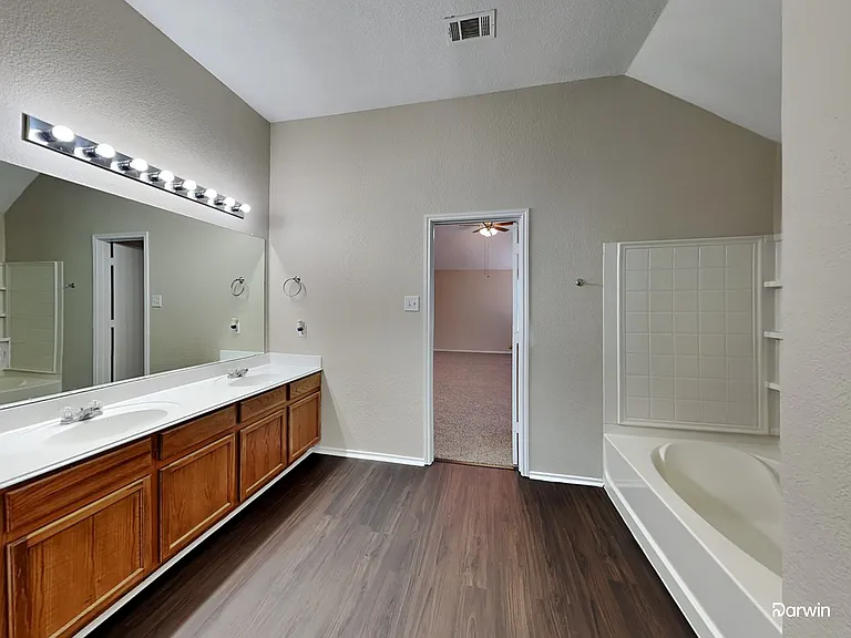 2707 Whisper Ct — Photo 8
