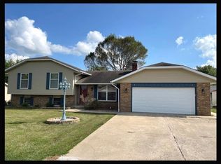 1310 Ivy St, Macon, MO 63552