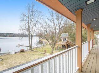 1393 N Cedar Ln, Scottville, MI 49454