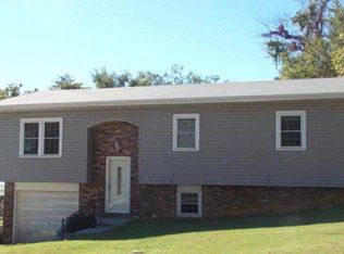 1113 Jefferson Ave, West Plains, MO 65775