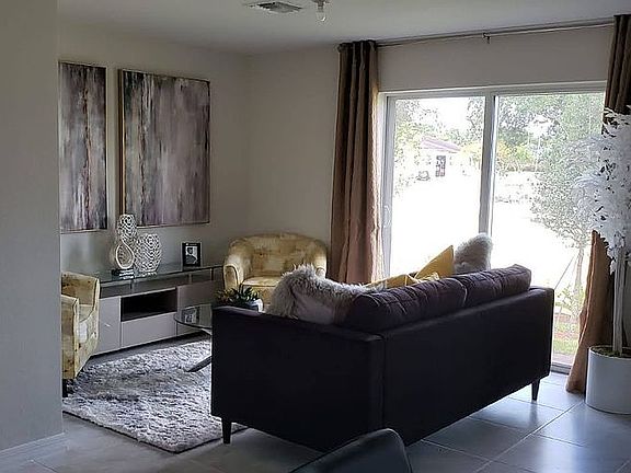 Model home picture