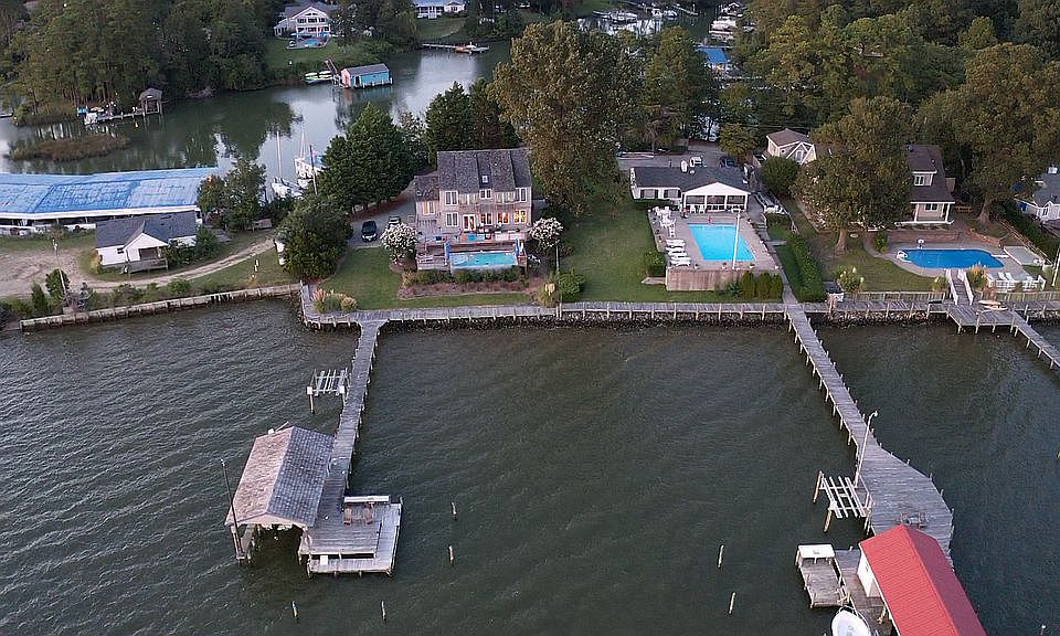 437 Berryville Shores Dr, Deltaville, VA 23043 Zillow