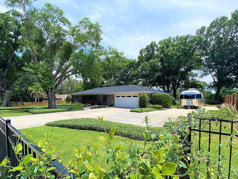 1st image of 16209 Lake Magdalene Blvd