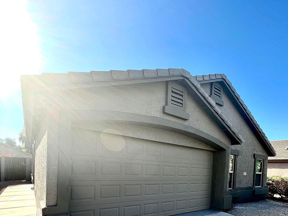 1st image of 42671 W Colby Dr