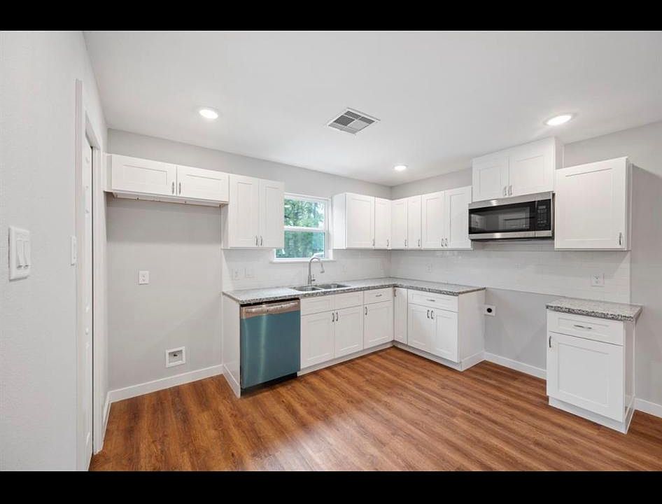 1st image of 5516 Eastland St Unit B
