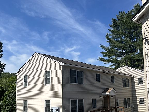 3rd image of 114 School St