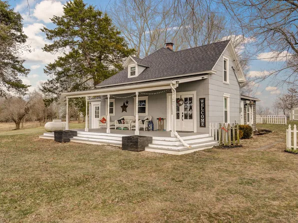 1528 Hidden Valley Rd, Clever, MO 65631