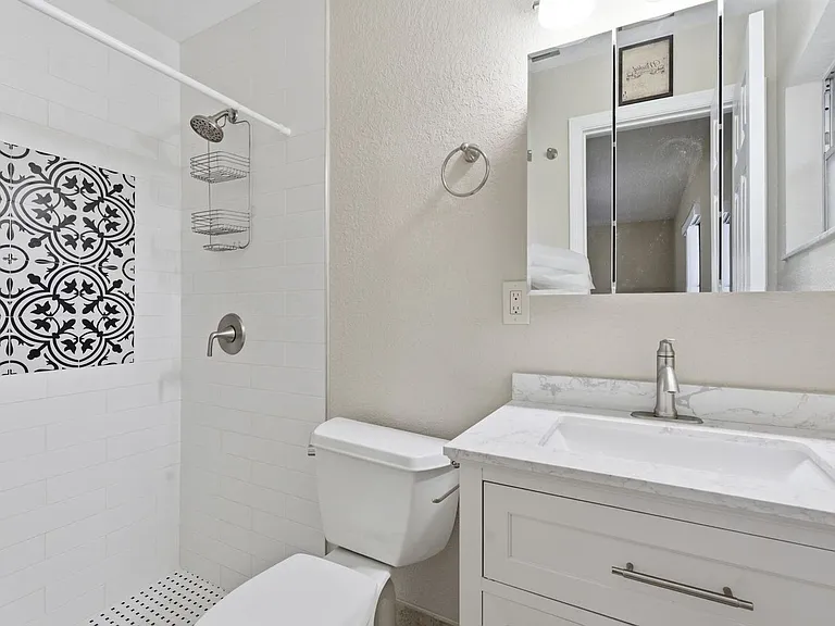 2545 Conroy Dr — Photo 18