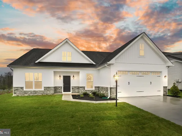 12728 Cordova Ct, Lusby, MD 20657