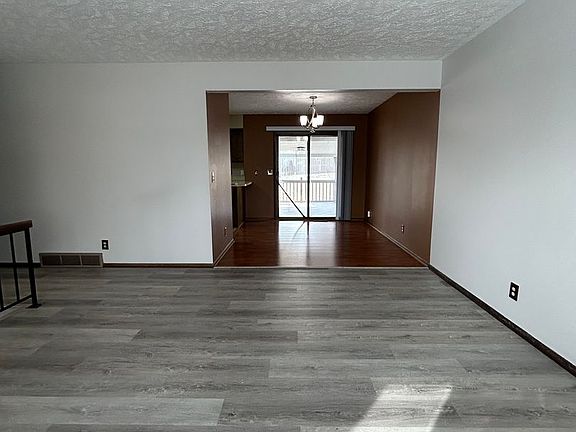 4th image of 7516 Josephine St