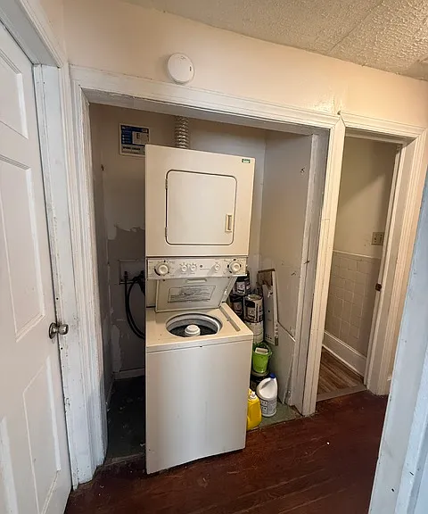 822 Holt Ave — Photo 4