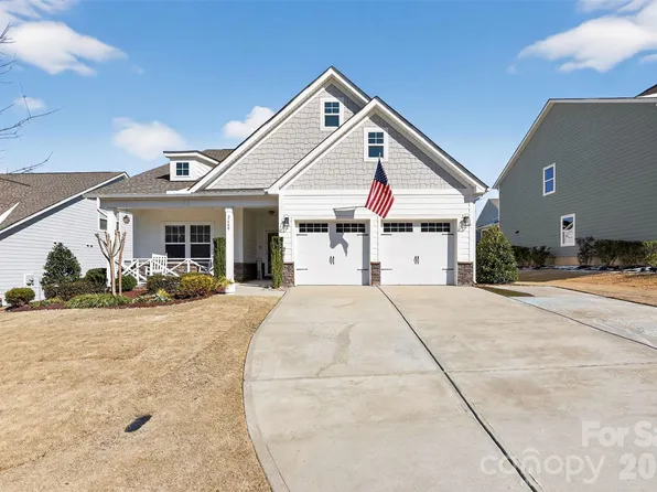 2689 Watergarden St, York, SC 29745
