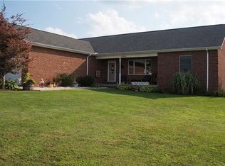 1366 Deerfield Rd, Washington, PA 15301