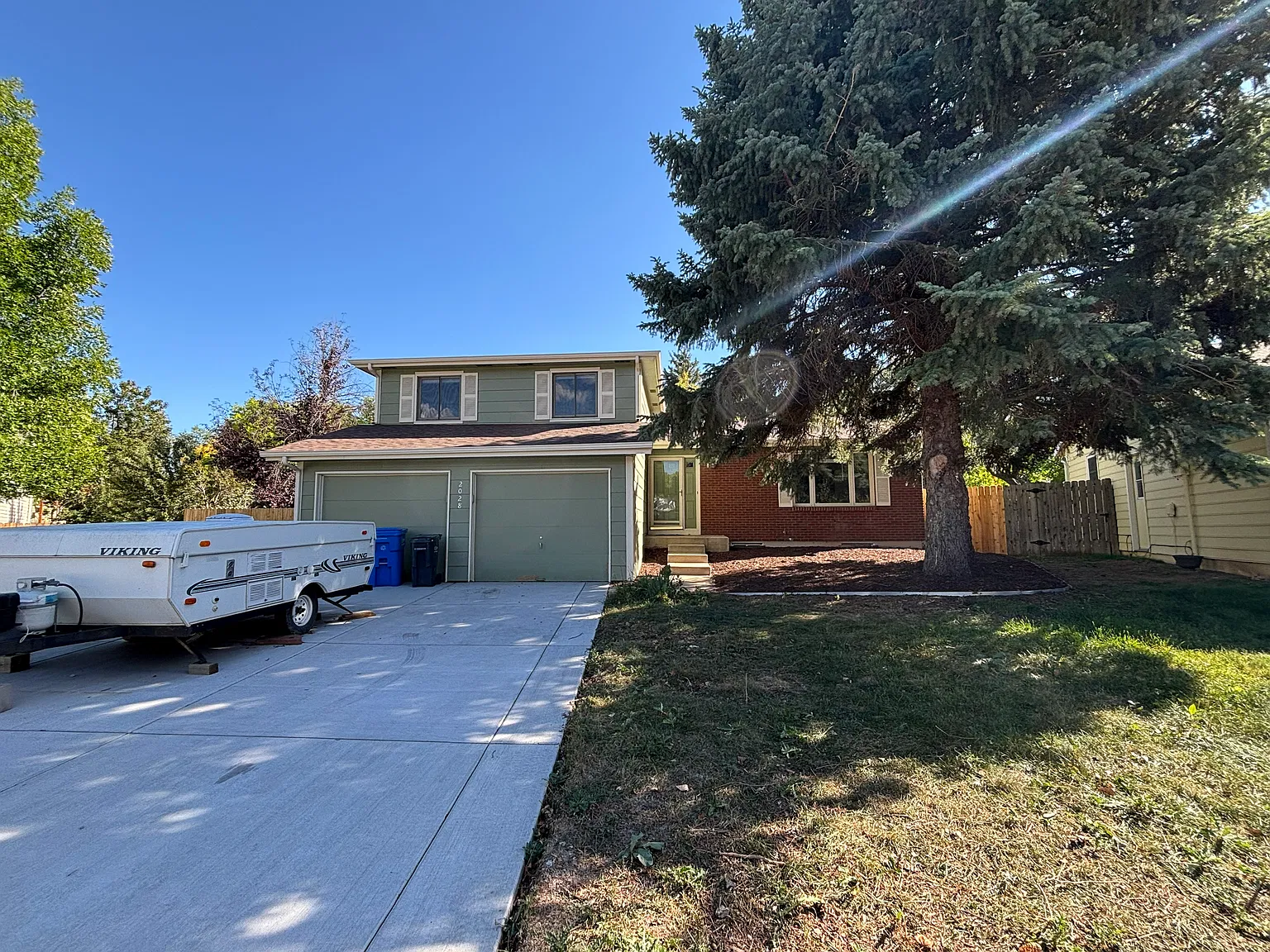 4 bed, 2574 sqft, $2,800 — Photo 1