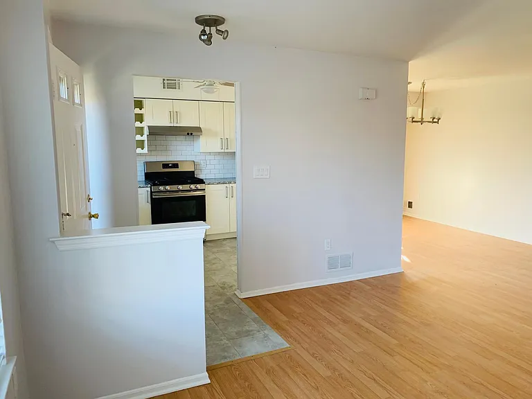 1 Fairway Ct — Photo 7