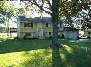 2575 Transit Rd, Newfane, NY 14108