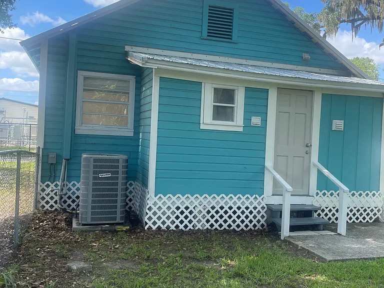 234 W Carolina Ave — Photo 13