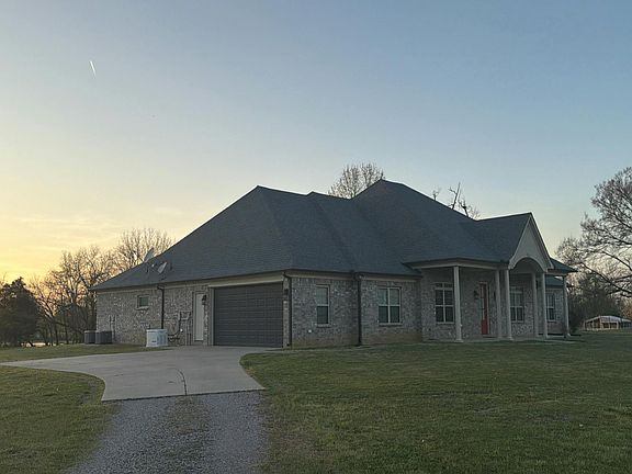 3rd image of 185 Belmont Rd