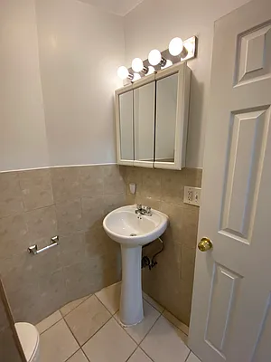 Rented by OvCo Realty | media 31