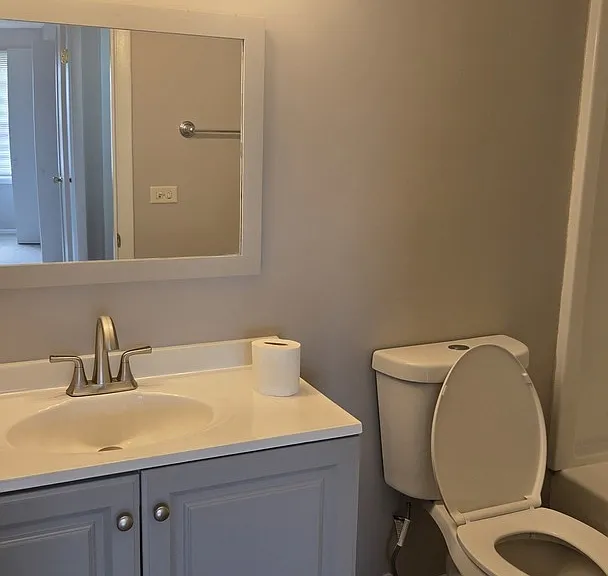 1688 Queensbury Cir #0 — Photo 19