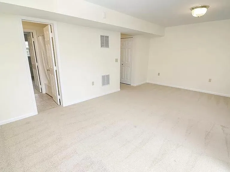 2305 Montauk Dr — Photo 51