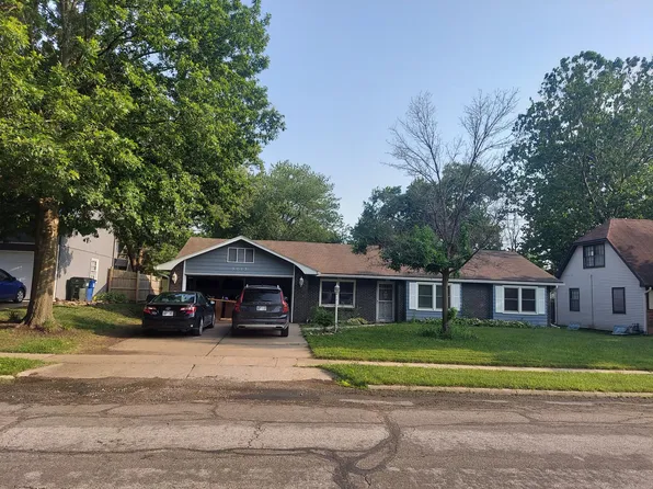 3013 W 27th St, Lawrence, KS 66047