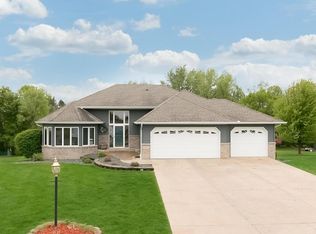 1356 16th Ave SE, Forest Lake, MN 55025