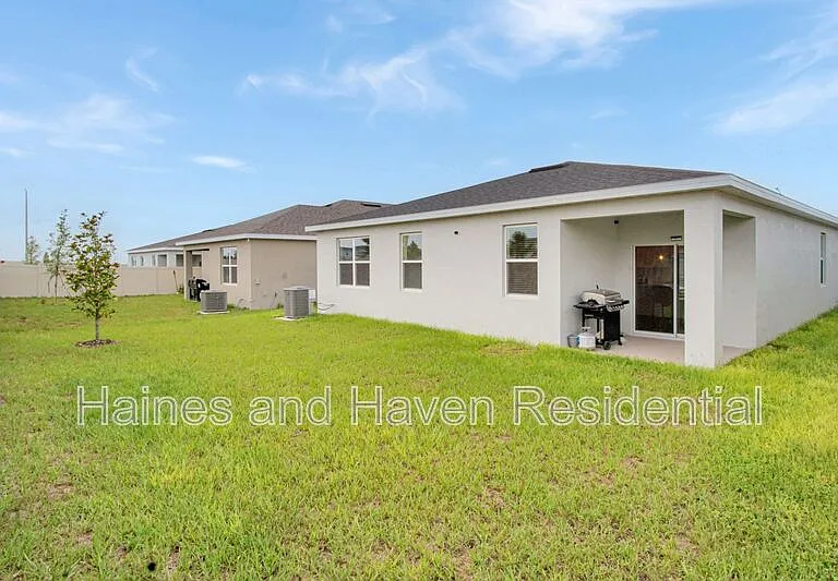 4136 Lavender Ct — Photo 32