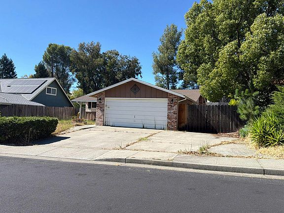 2nd image of 430 Manchester Way