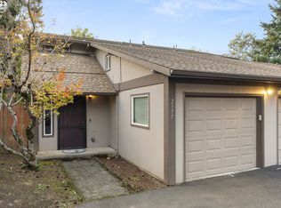 2377 SE 112th Ave #3, Portland, OR 97216