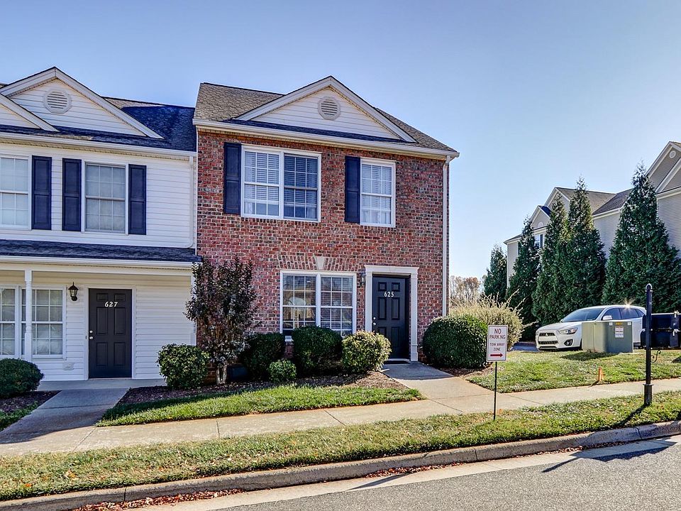 1st image of 625 Wyndhurst Dr #200